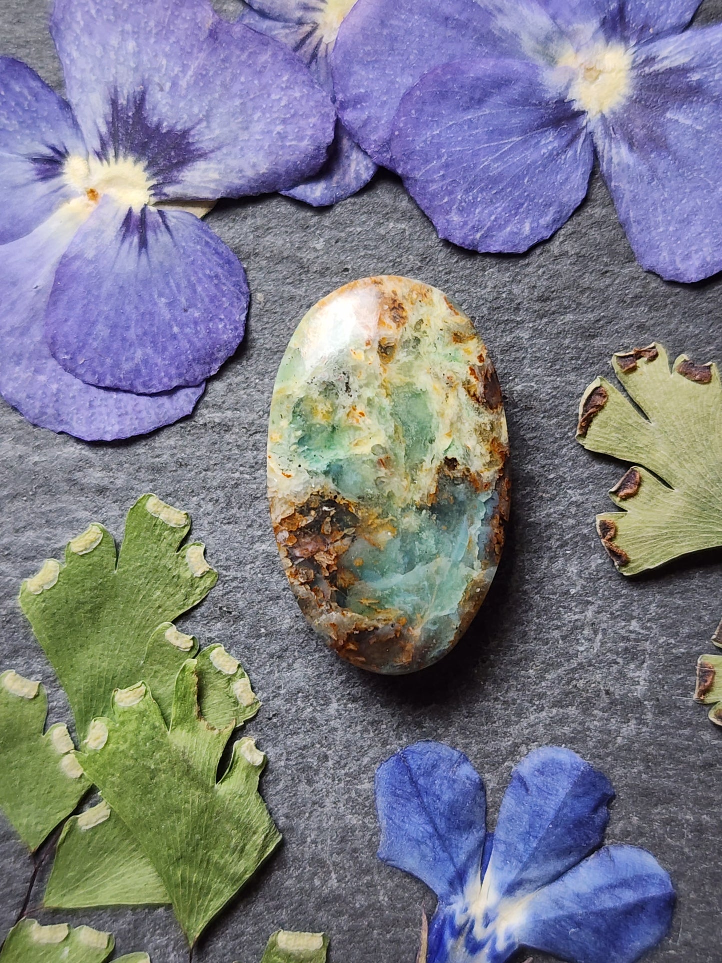 Clear Creek plasma agate