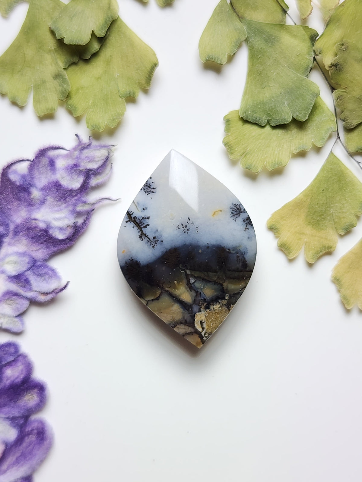 Amethyst sage agate