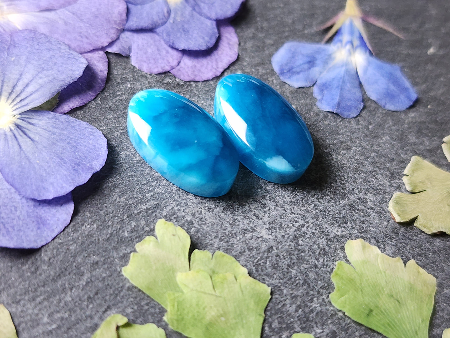 Starburst stone pair